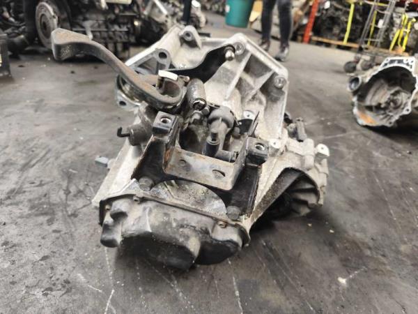 BOITE DE VITESSE MANUEL VAG 1.2i CODE: GSB - Vue 4